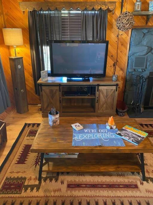 Los Osos Cozy Cabin With Private Spa And Bbq Villa Big Bear Lake Eksteriør bilde